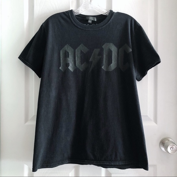 🖤SOLD🖤 Misguided Black AC/DC Snow Wash T Shirt - Picture 2 of 3
